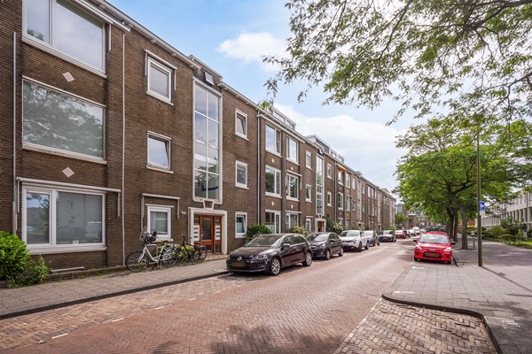 Medium property photo - Harmelenstraat 44, 2546 ED Den Haag